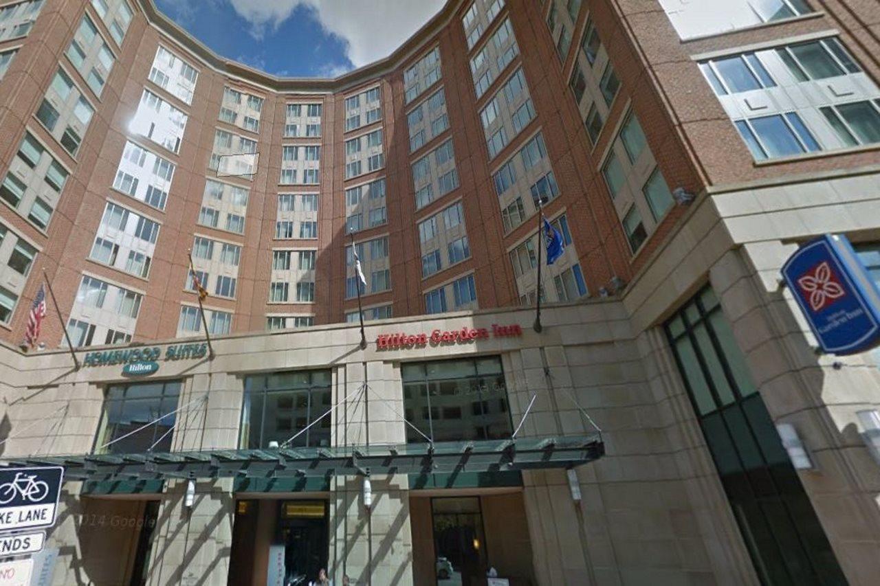 Hilton Garden Inn Baltimore Inner Harbor Exterior foto